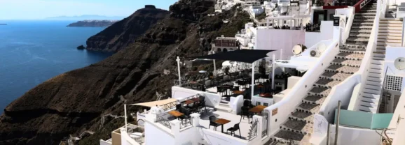 Τράπεζα της Ελλάδος: Πάνω από 30 εκατομμύρια τουρίστες υποδέχθηκε η Ελλάδα το 2023